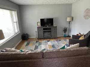 Image of cute remodeled 2bed\/1bath centrally located in Twin.