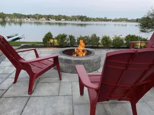 Image of Lake side country home