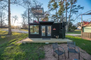 Image of Good Smoke -2 mins to Lake Conroe! Rooftop deck, Heated Pool, Fire Pit