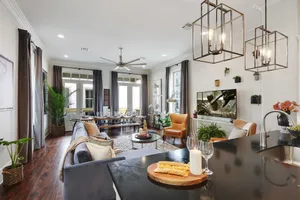Image of Sunny, Midcentury Luxury Home, near French Quarter