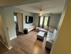 Image of fully Modern 3 bedroom 65\"smart tvs cable bluetooth speakers etc