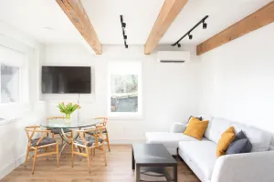 Image of Romantic modern condo by the lake