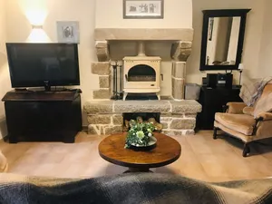 Image of House 8 pers + 1 baby - PMR access - in Monts d'Arrée. (Pets welcome!)