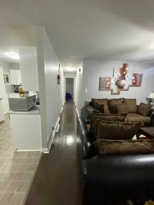 Image of 3 bedrooms 7min from downtown, college and hospital