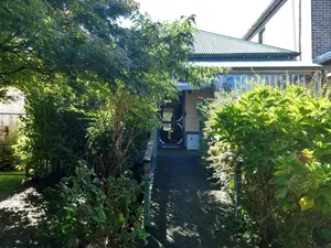 Image of 41 Hickory heritage\/ Retro cottage in town