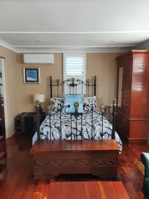 Image of Mulberry Cottage -  2 Minute walk to town