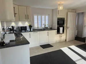 Image of Luxury apartment in central Lichfield. Free parking. Sleeps up to 6 people