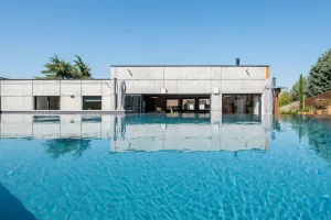 Image of La Moderne - Modern house with pool and garden