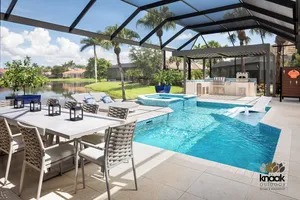 Image of Luxurious Lakefront Spanish Villa-4BR with pool, golf courses, 15 mins to beach
