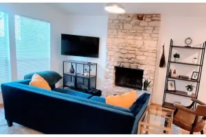 Image of Comfy + Quiet + Pet Friendly + Fenced in yard + Convenient access to attractions