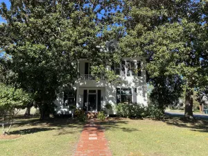 Image of Stay w\/ Art at Garden District Gem: Neville House