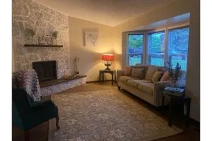 Image of Beautifully furnished home in quiet neighborhood