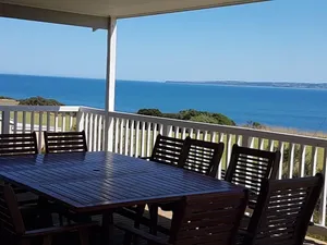 Image of Bella Views -  Beach front, WiFi and Foxtel!\nAvailability School Holidays