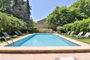 Image of Mas de CHARACTÈRE, grand standing, SWIMMING POOL, enclosed GARDEN, QUIET CHARM & BEAUTY