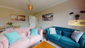 Image of Contemporary 2 Bed Apartment With Private Garden