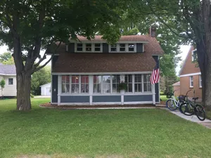 Image of Cozy home, short walk to Crystal Lake