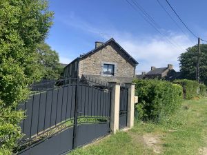 Image of Gite near the banks of the RANCE with garden ( 2 adults and 2 children)