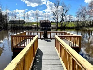 Image of High End Pond Chalet in Country & But Near Shops