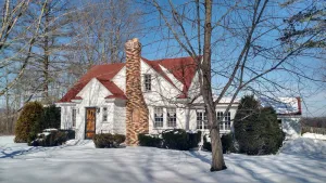 Image of Ski the White Mountains! Slopes within 20 min! 3 Bdrm, 2.5 Bath, Vintage Home.