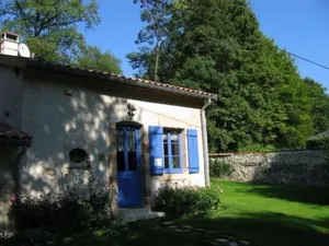 Image of Charming Restored Lorraine Home: Fireplace, Terrace, Near Verdun & Bar-le-Duc