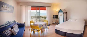 Image of From 75€ (mini 2nights) in La Baule Centre Ville, free WiFi. \"Côté Mer.