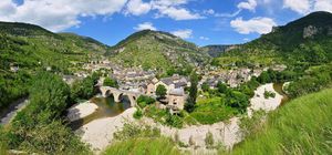 Image of Gorges du Tarn - Nestled in the hollow of the Tarn