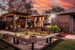 Image of Stylish 4BR with Outdoor Space, Busch Gardens - Renovated
