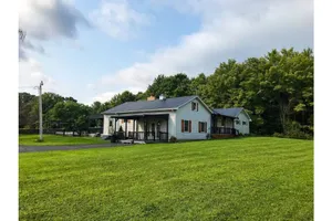 Image of Kennerdell Country Retreat with seasonal inground pool
