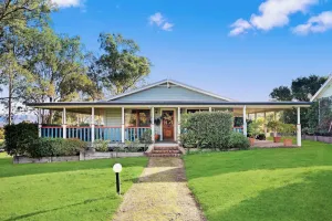 Image of Midnight's Promise - Promise 1 - Vineyard accommodation in Lovedale
