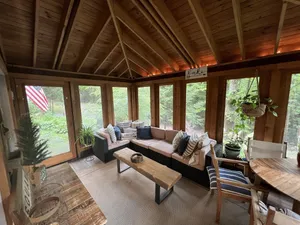 Image of Cozy, updated 3bd home in Holderness-Squam Lake- walk to town-AC!