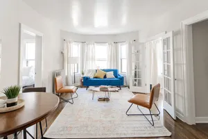 Image of Lovely|Cozy|Homey|2 Bed|1 Bath|
