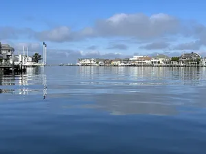 Image of 5BR\/3BTH waterfront family beach house with hot tub, kayaks, bikes and game room