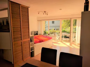 Image of Sunny apartment with a large south-facing balcony