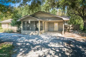 Image of OakHaven--Walking distance to the beach and 2 blocks from Wal-mart.