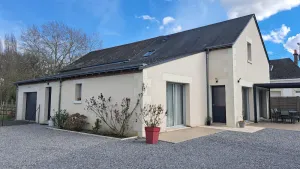 Image of Family home Azay-le-Rideau 8 p garden\/parking