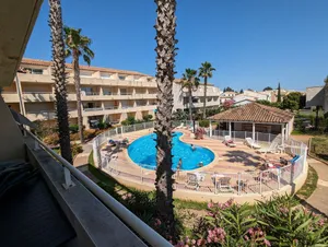 Image of Sol-y-Days Mayflower, appartements climatisés résidence avec piscine proche centre