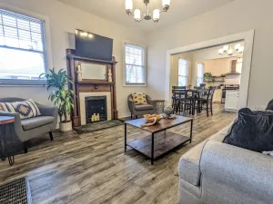 Image of Bearcat Bungalow located in the heart of Downtown
