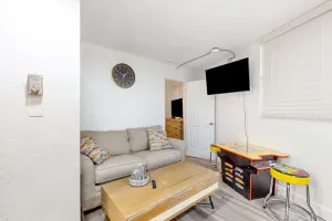 Image of Beach Condo Beach Front, Huge Outdoor Pool, Heated Indoor Pool, Kiddie Pool, Tiki Bar