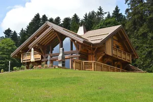 Image of luxury chalet with sauna and jacuzzi