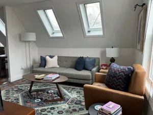 Image of Charming 2 bedroom condo in center of town!