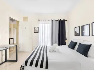 Image of Homy Self Contained Unit Sunnybank CBD Street Parking