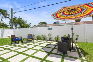 Image of Glam's Guest House in Palm Beach Gardens