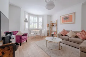Image of Lovely 1BD Self-Contained Flat in Greenwich