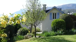 Image of Lovely house with beautiful garden, close to town center. No Linky + filter.