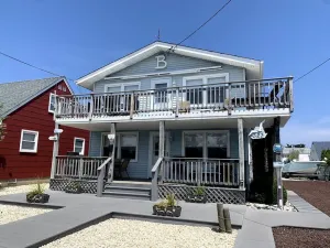 Image of Stunning apartment in Surf City with 3 Bedrooms, Internet and WiFi