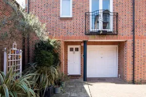 Image of Central Chichester 3bd Mews House For Up To 6