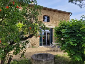 Image of Stone farmhouse with garden and swimming pool in Drôme Provençale