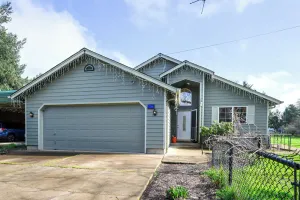 Image of Blue House - private 2 bed, 2 bath home with garage