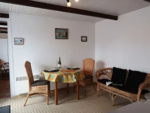 Image of Wonderful private villa for 2 guests with pets allowed and parking