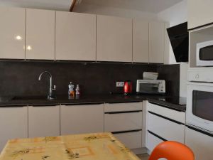 Image of Villa Fleury-Saint-Pierre-la-Mer, 4 bedrooms, 8 persons